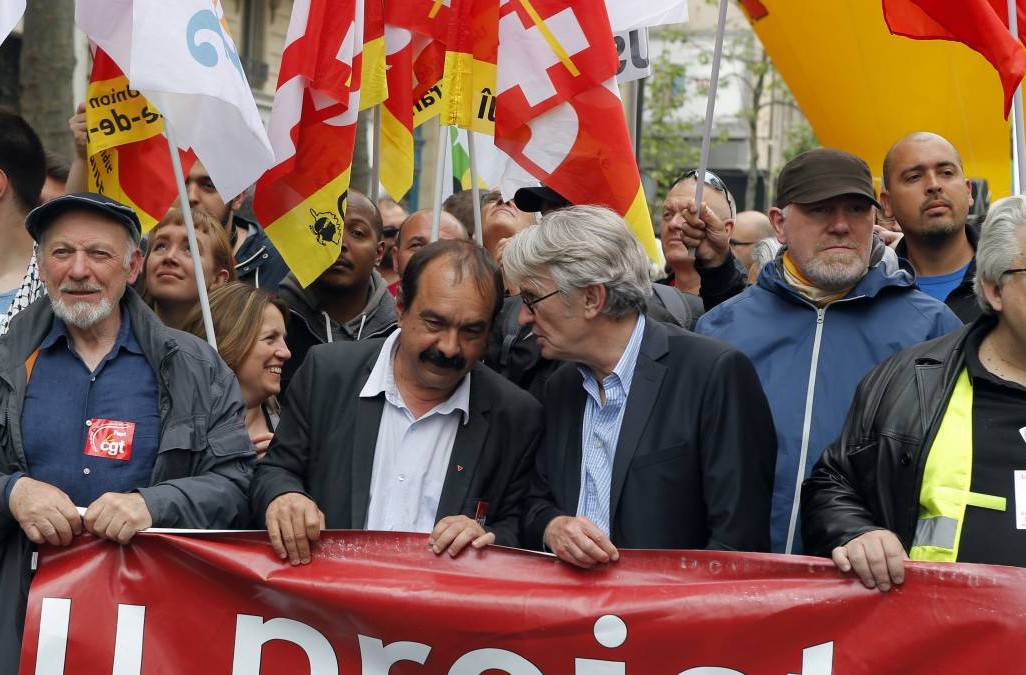 שביתות בצרפת במחאה על הרפורמה בחוקת העבודה 2016. צילום: סוכנות AP.
