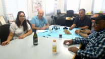 חתימה על ההסכם ב'גליל קרור'  צילום: באדיבות דוברות ההסתדרות.