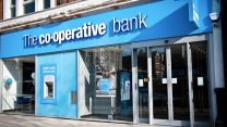 סניף של הבנק הקואופרטיבי. צילום: The Co-operative Bank - Ealing / מתוך ויקיפדיה