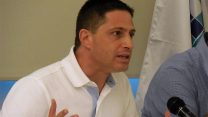 ראש עיריית באר שבע רוביק דנילוביץ' (צילום: דבר)