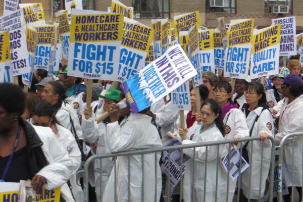 הפגנה למען העלאת שכר המינימום בארה"ב (ארכיון). צילום: Barry Solow, Flickr