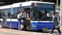 אוטובוס בגוש דן (צילום ארכיון: יוסי זליגר  פלאש 90).