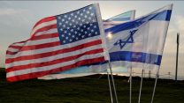 דגלי ארה"ב וישראל (צילום:Maj Stephanie Addison, ויקימדיה קומונס).