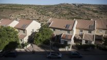 שכונת מגורים ביישוב אפרת (צילום: פלאש 90).