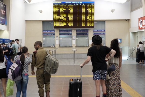 רכבת ישראל (צילום ארכיון: תומר נויברג / פלאש 90).