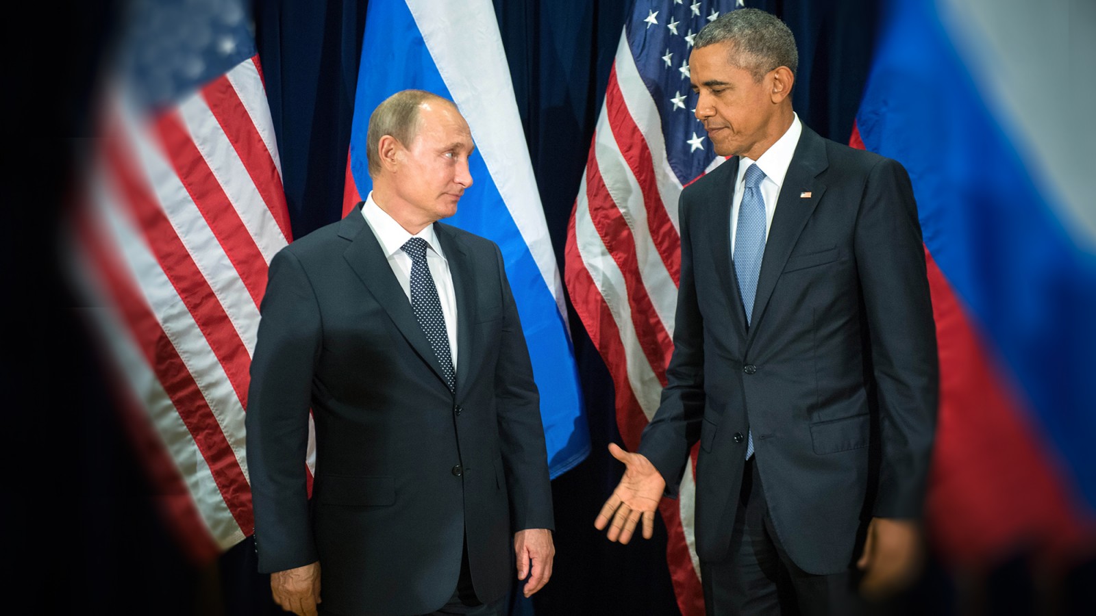 נשיאי ארה״ב ורוסיה ברק אובמה וולדימיר פוטין לפני ועידה באו״ם (צילום ארכיון: סוכנות AP).