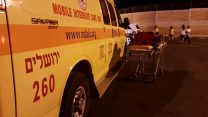 פיגוע במעבר קלנדיה (צילום  ארכיון: מד"א ירושלים)