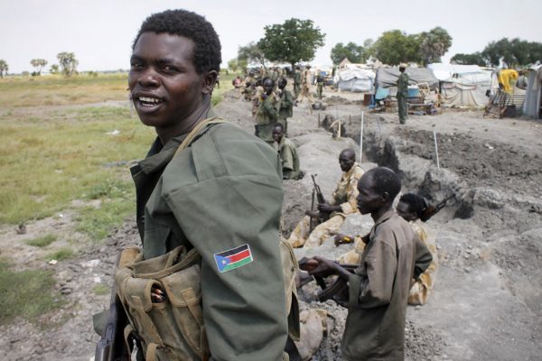 חיילים בצבא סודן הדרומית (צילום: AP)