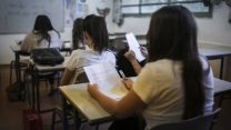 תלמידות במבחן (צילום ארכיון: הדס פרוש  פלאש 90)