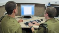 חיילי יחידת סייבר (צילום ארכיון: דובר צה"ל)