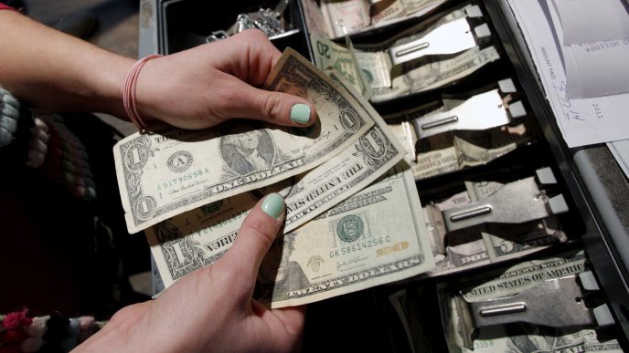 הפד יפסיק להדפיס כסף? ( צילום: סוכנות AP ).