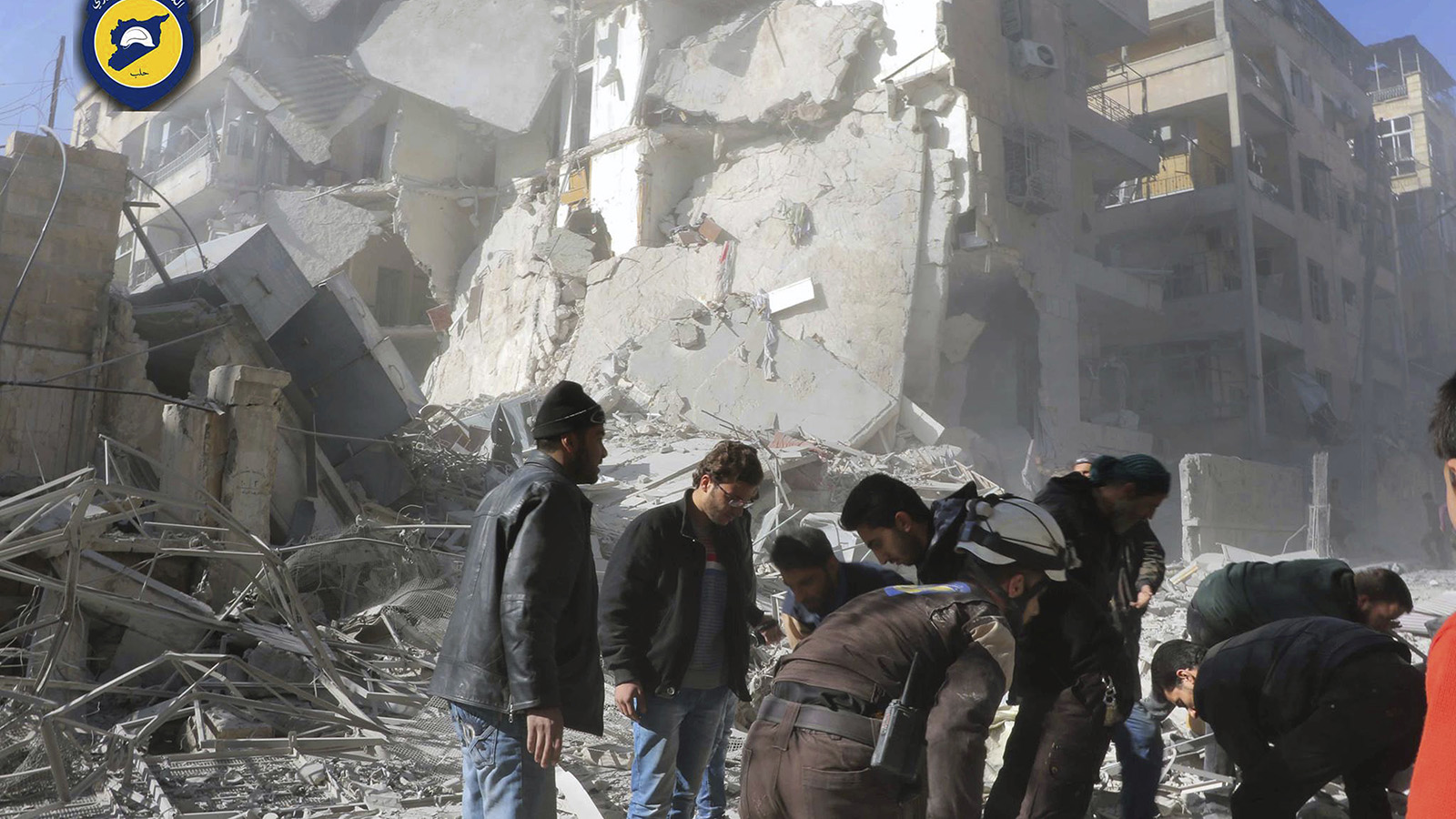 נזקים לשכונות מגורים מהפצצות צבר סוריה בחַלַבּ היום &#8211; 19.11.16