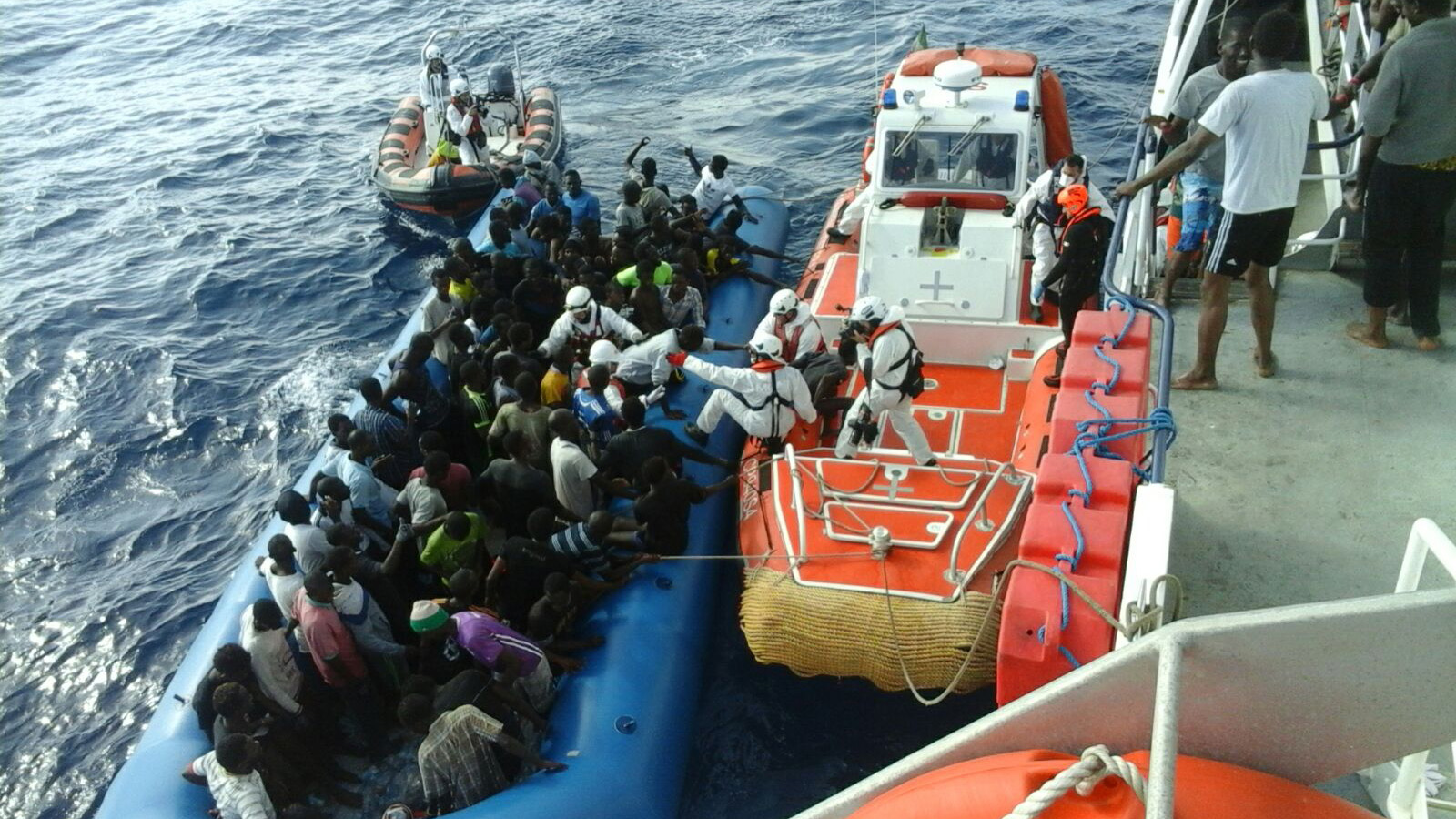 ספינת החילוץ של מואס, אוקטובר 2016 (צילום: דוברות מד"א)