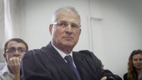 עו"ד דוד שימרון, עורך דינם של משפחת נתניהו (צילום: מרים אלסטר  פלאש 90)