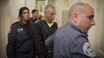 אביו של החשוד ברצח חברו בירושלים, מובל להארכת מעצר(צילום: הדס פרוש \ פלאש 90)