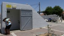 מקלט ציבורי באשקלון (צילום: מרים אלסטר / פלאש90).