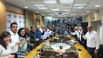 הסכם קיבוצי ראשון בחברת התחבורה הציבורית דן בדרום (צילום: דוברות ההסתדרות).