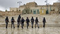 כוחות בטחון ירדניים במצודת כרך (צילום: סוכנות AP).