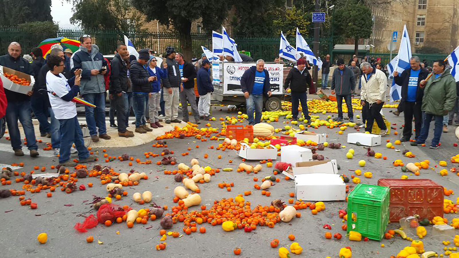 הפגנת החקלאים כנגד צעדי הממשלה בירושלים, 19 דצמבר 2016 (צילום: יח&quot;צ).