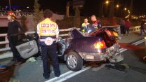 תאונת דרכים בכביש 431 ליד נס ציונה. צילום: אודי כרמלי תיעוד מבצעי מד"א