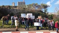 הפגנה בעד קליטתן של עובדות הניקיון להעסקה ישירה באוניברסיטת חיפה (צילום: דבר ראשון).