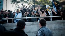 מחאת תמיכה באלאור אזריה  מחוץ להכרעת הדין במשפטו  (צילום: תומר ניוברג / פלאש90).