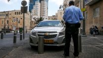 פקח חניה, אילוסטרציה (צילום: נתי שוחט / פלאש 90).