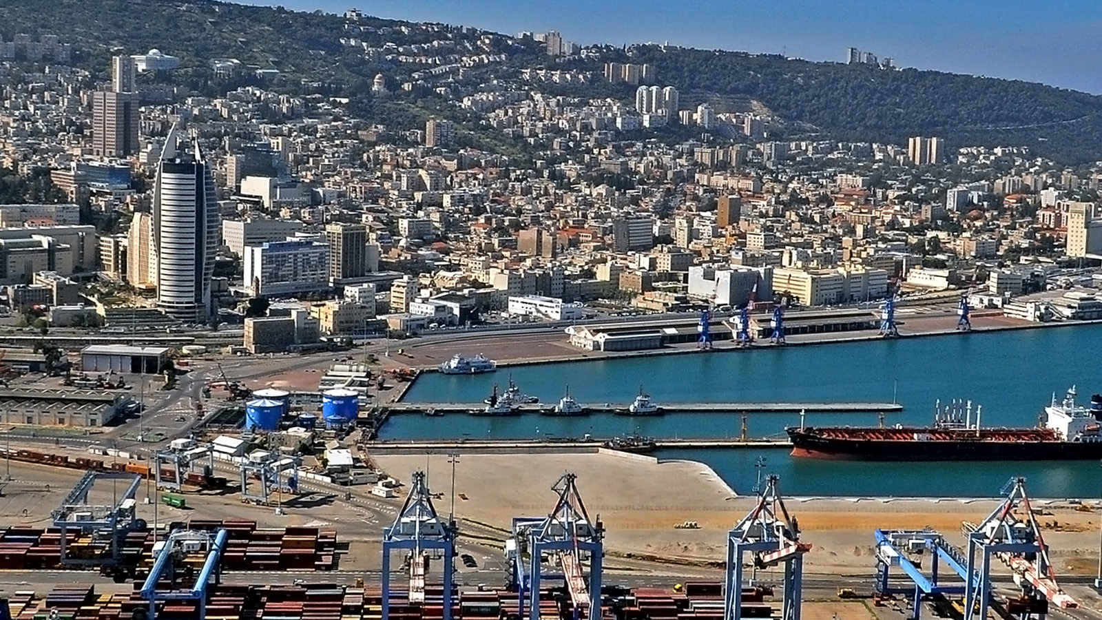 Haifa Port (Photograph: Zvi Roger).