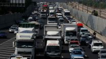 משאיות על כביש איילון, ארכיון (צילום: רוני שוסטר / פלאש 90)