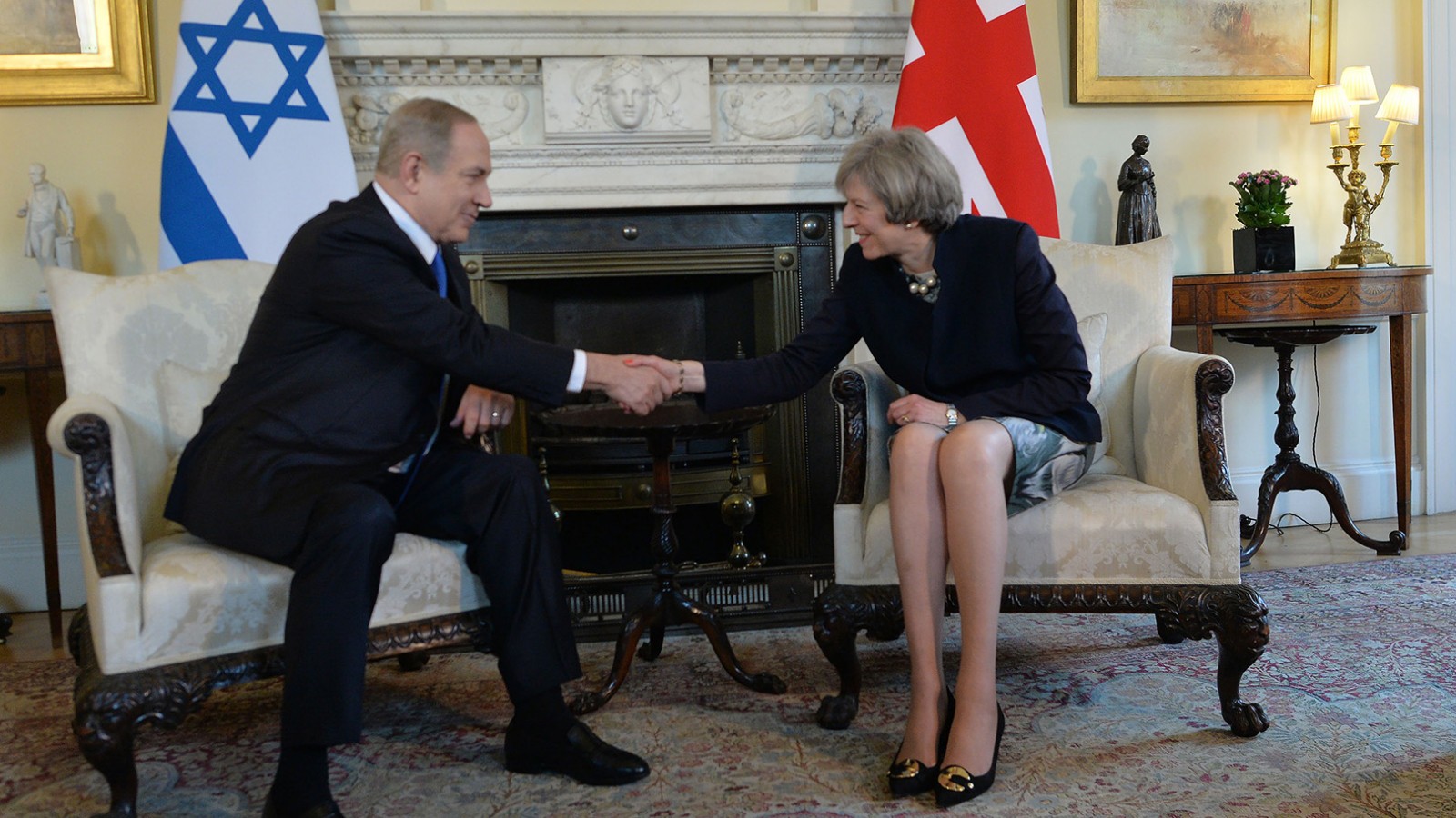 פגישת ראש הממשלה בנימין נתניהו וראש ממשלת בריטניה תרזה מיי , פברואר 2017.(צילום: קובי גידעון/ פלאש 90).