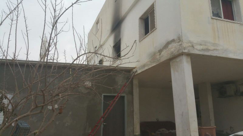 הבניין בו פרצה השריפה (צילום: כבאות והצלה נגב).
