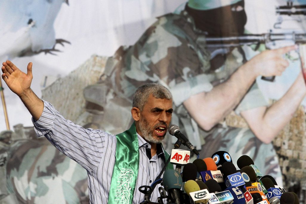 יחיא סינוואר, ראש ממשל חמאס ברצועת עזה (AP Photo/Adel Hana)