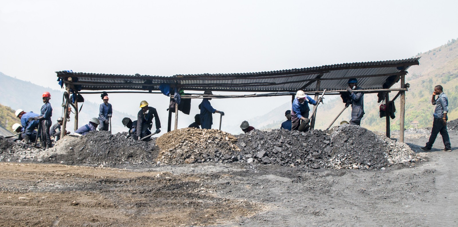 מכרה טונגסטן ברוואנדה (צילום: Fairphone)