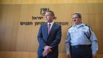 גלעד ארדן ורוני אלשיך (צילום ארכיון: יונתן זינדל/ פלאש 90).