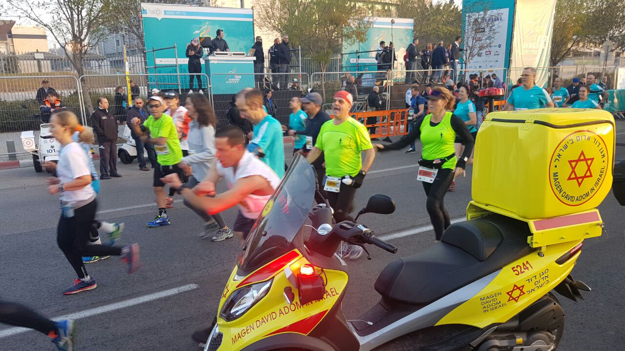 מרתון תל אביב (צילום: חגי נתני דוברות מד&quot;א).