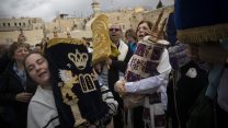 נשות הכותל בתפילה בכותל במחאה על נפילת הסדר התפילה בכותל נובמבר 2016 (צילום: הדס פרוש/ פלאש 90).