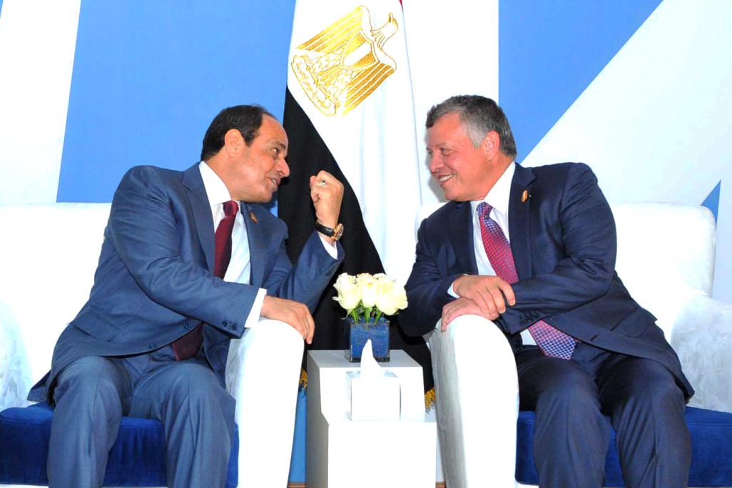 מלך ירדן עבדאללה בפגישה עם נשיא מצרים א-סיסי, 2015  (צילום: (Egyptian Presidency via AP).