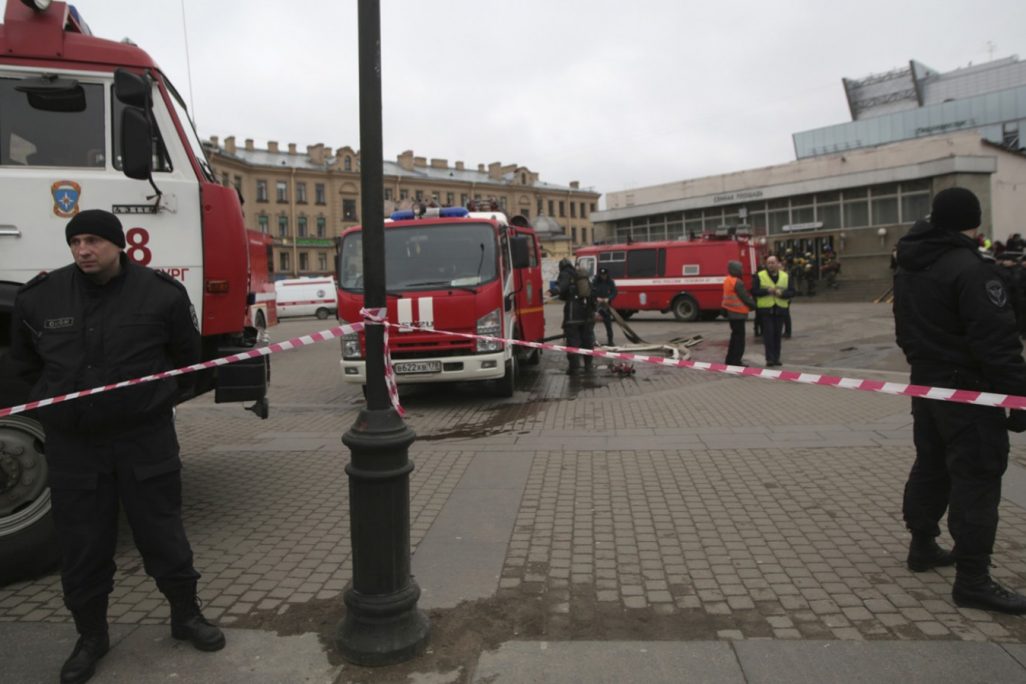 זירת הפיגוע ברוסיה (AP Photo/Evgenii Kurskov)