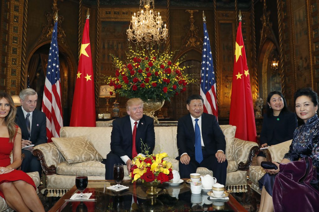 נשיא ארה"ב טראמפ ונשיא סין בפגישה בארה"ב, ארכיון (צילום: AP Photo/Alex Brandon).
