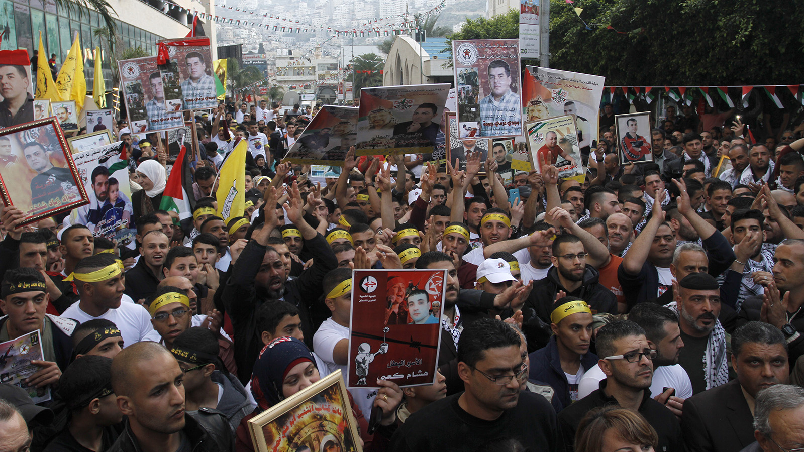 הפגנת הזדהות בשכם עם האסירים השובתים. (צילום: Photo by Nasser Ishtayeh/Flash90)