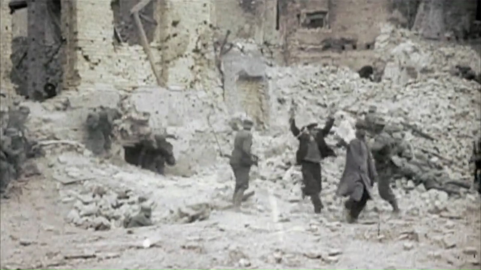 צילום מסך מתוך הסרט היחידי המתעד את מרד גטו ורשה
