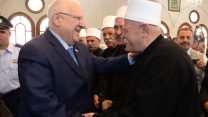 ביקור נשיא המדינה רובי ריבלין בקבר יתרו לרגל חג נבי שועייב של העדה הדרוזית (צילום: מארק ניימן/ לע"מ)