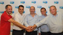 חתימת הסכם קיבוצי בחברת פלאפון, שנת 2017 (צילום: דוברות ההסתדרות).