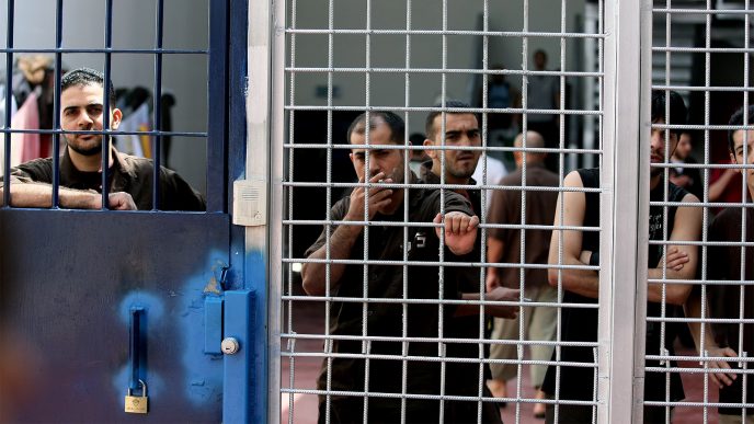 הצלב האדום מכחיש פרסום על מפגש מתוכנן עם אסירים ביטחוניים בכלא הישראלי