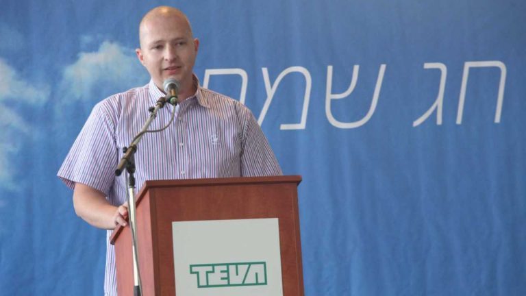 Eliran Kozlik, chairman of the Worker's Union at the Teva production facility in Kfar Saba. (Photo: Private Album)