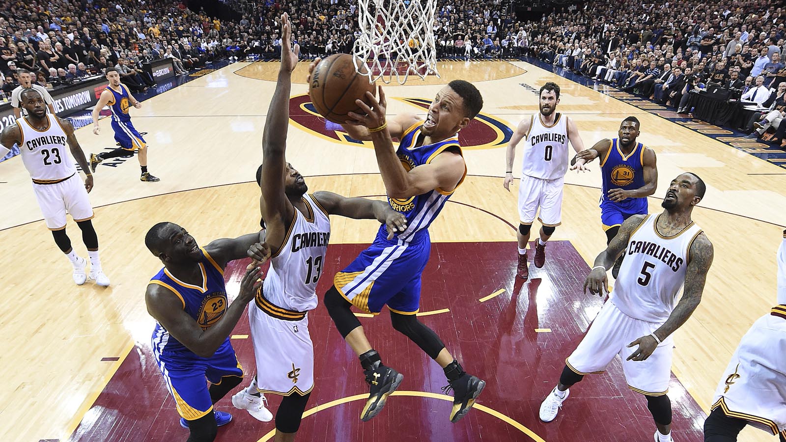 2016 גמר ה-NBA.(Bob Donnan/Pool Photo via AP)