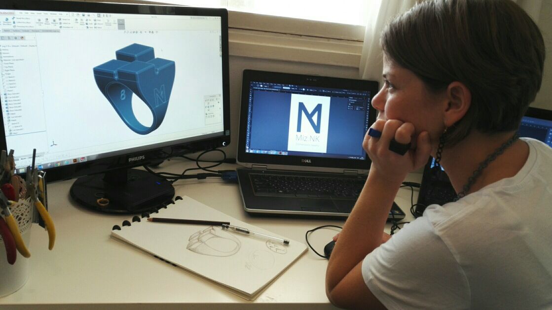 ניצן קיש, מעצבת תכשיטים בטכנולוגיית תלת מימד (תמונה: באדיבות העסק)