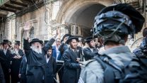 הפרות סדר במאה שערים (צילום: יונתן זינדל / פלאש 90)