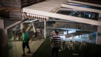 קריסת התקרה באולם האירועים בירושלים (צילום: הדס פרוש/ פלאש 90).