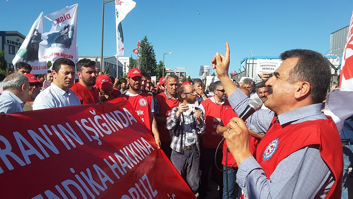 מחאת עובדי DIAM בטורקיה. (צילום: IndustriALL)